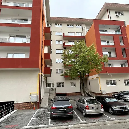 Apartment 1 Mai - Luxury Park - Self Check-in - Private Parking - 1 Craiova