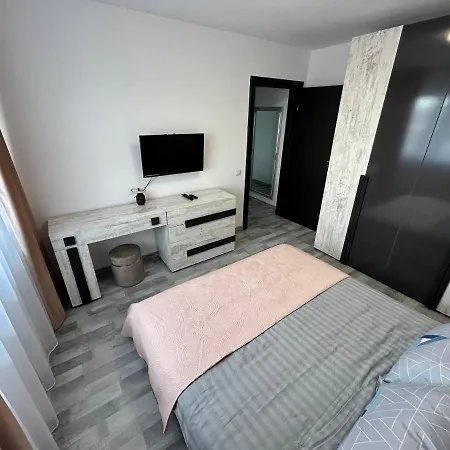 1 Mai - Luxury Park - Self Check-in - Private Parking - 1 Apartment *