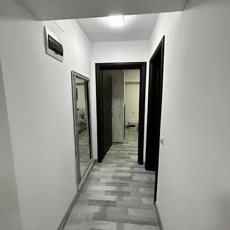 Apartment 1 Mai - Luxury Park - Self Check-in - Private Parking - 1 *