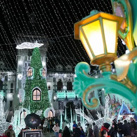 1 Mai - Luxury Park - Self Check-in - Private Parking - 1 Apartment Craiova