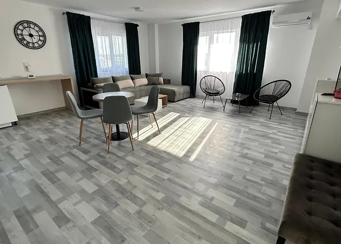 1 Mai - Luxury Park - Self Check-in - Private Parking - 1 * Κραϊόβα