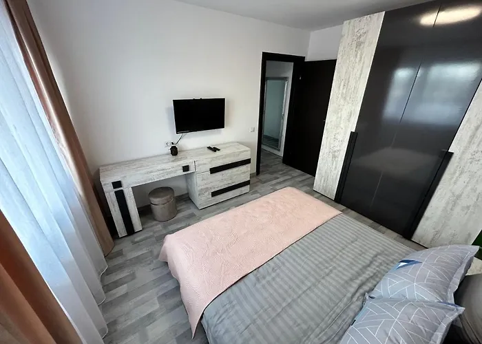 1 Mai - Luxury Park - Self Check-in - Private Parking - 1 Lägenhet *