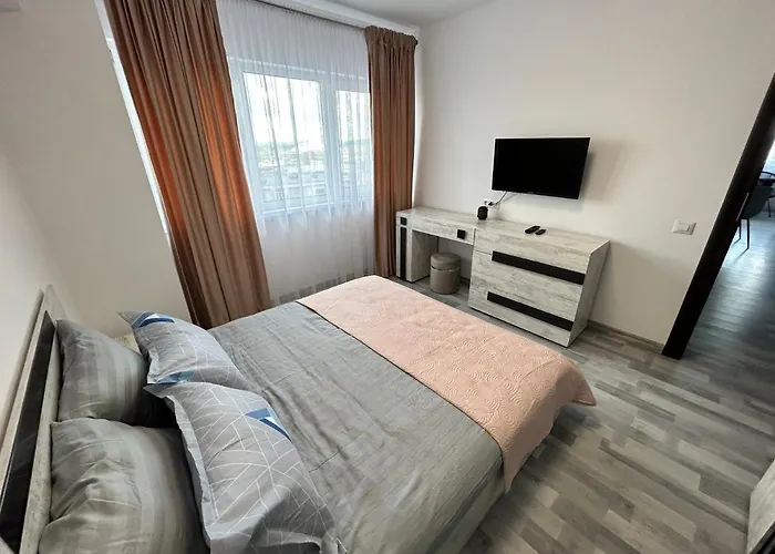 1 Mai - Luxury Park - Self Check-in - Private Parking - 1 * Κραϊόβα