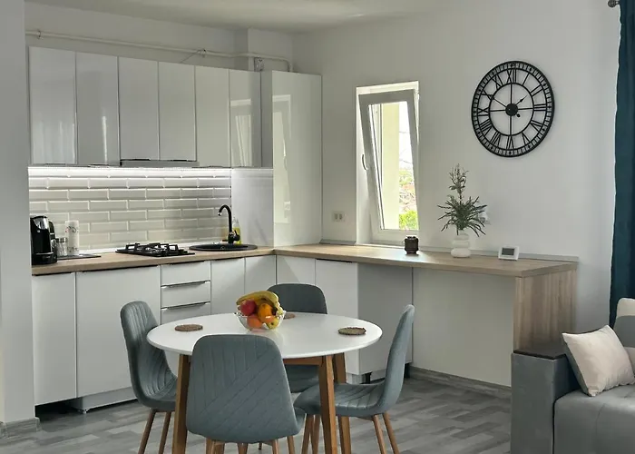 1 Mai - Luxury Park - Self Check-in - Private Parking - 1 Lägenhet Craiova